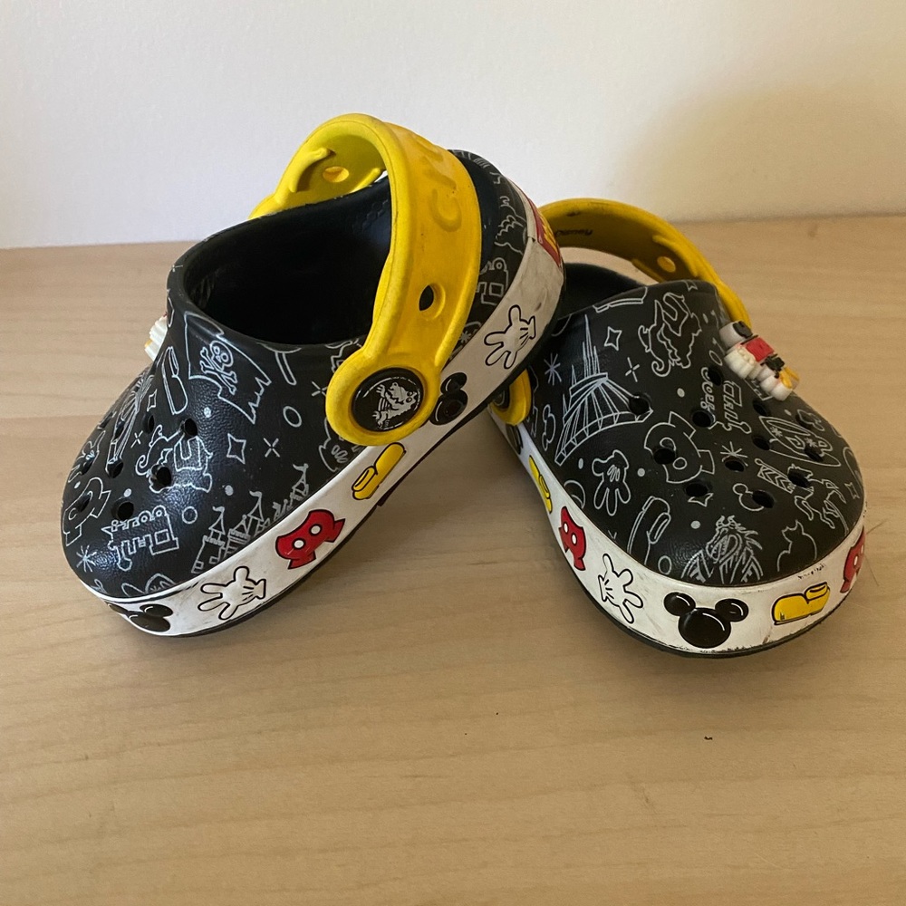 Disney Mickey Mouse Light Up Crocs
